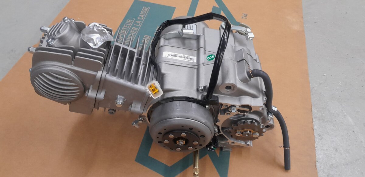 HS/YX 150cc Vaihtomoottori - Image 2